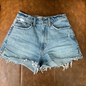 Abercrombie Curve love shorts